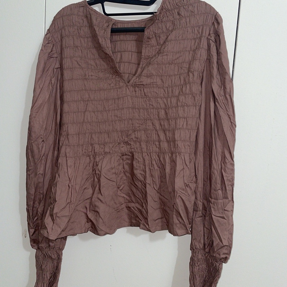 NWT Brown blouse size large/medium